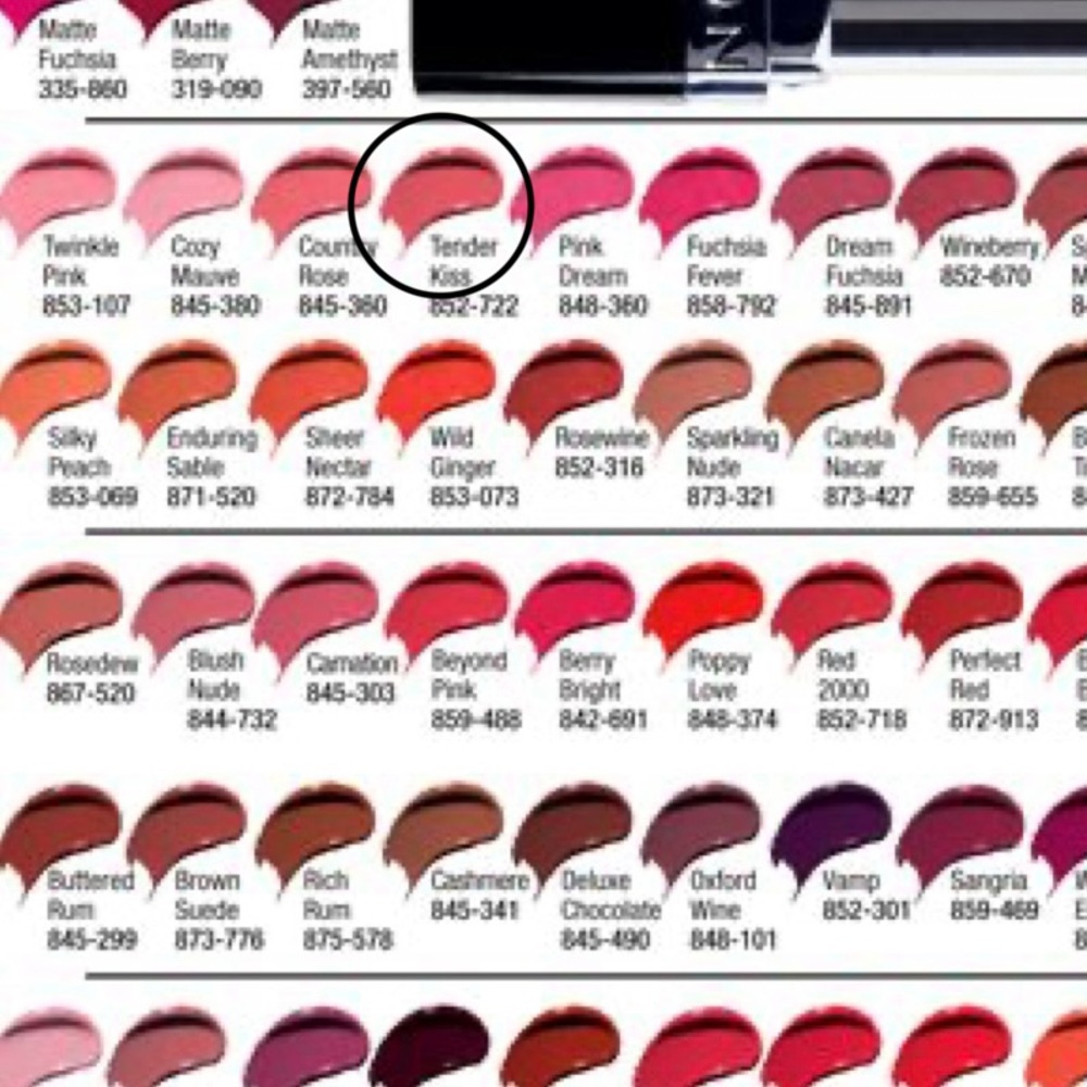 Avon Ultra Color Lipstick Tender Kiss - Picture 8 of 8